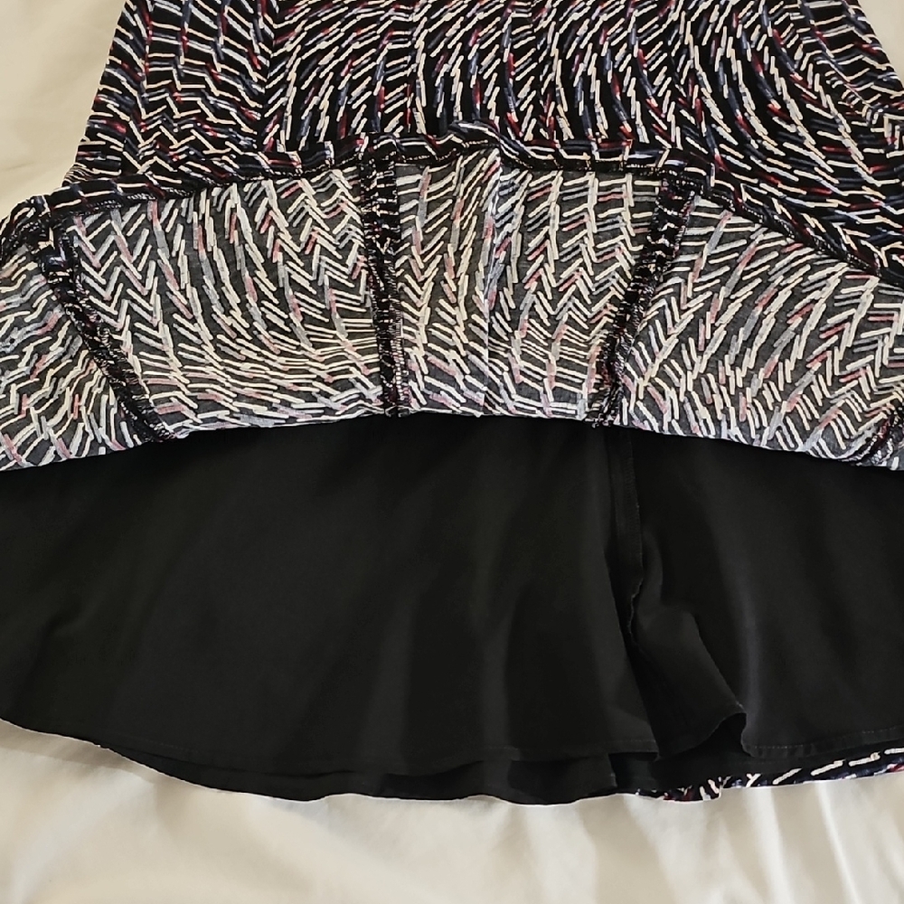 White House Black Market Women's 0 Black and White Skirt - Picture 5 of 8